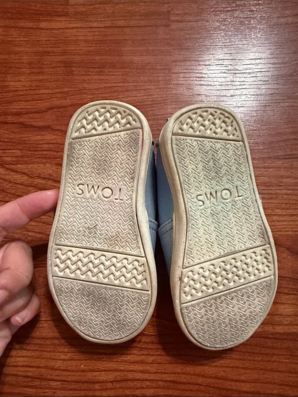 TOMS Kids Shimmery Light Blue Slip-On Casual Shoes - size 6